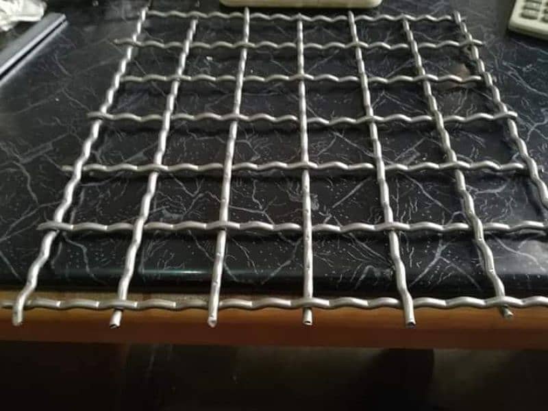 chain link fence razor wire barbed wire welded mesh Security Wire jali 14