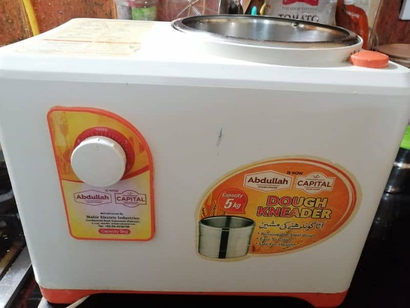 dough mixer abdullah company,5kg in very good condition like new 1