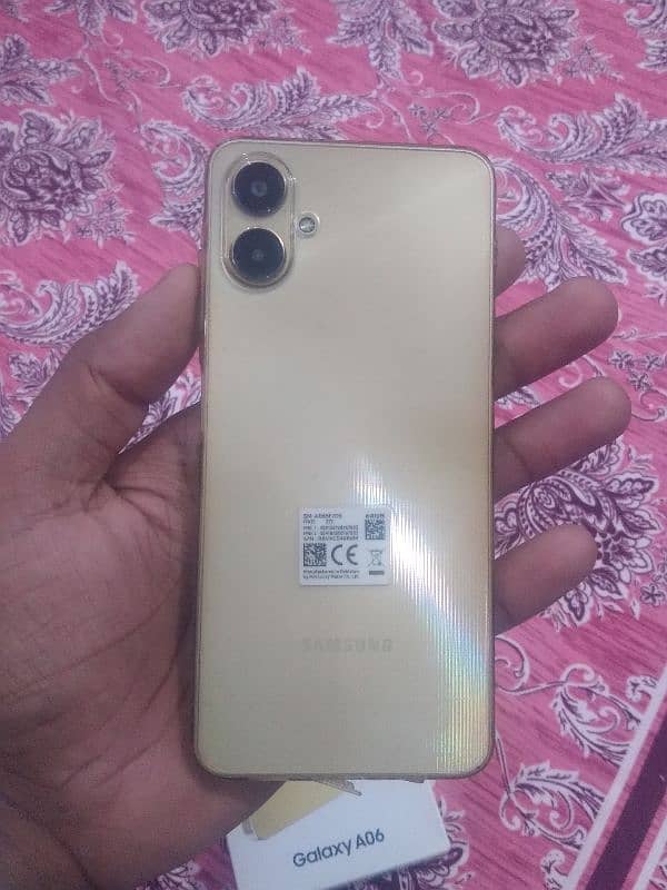SAMSUNG A06 Mobile new Mobile 4/64 Gb just Box open one year warranty 2