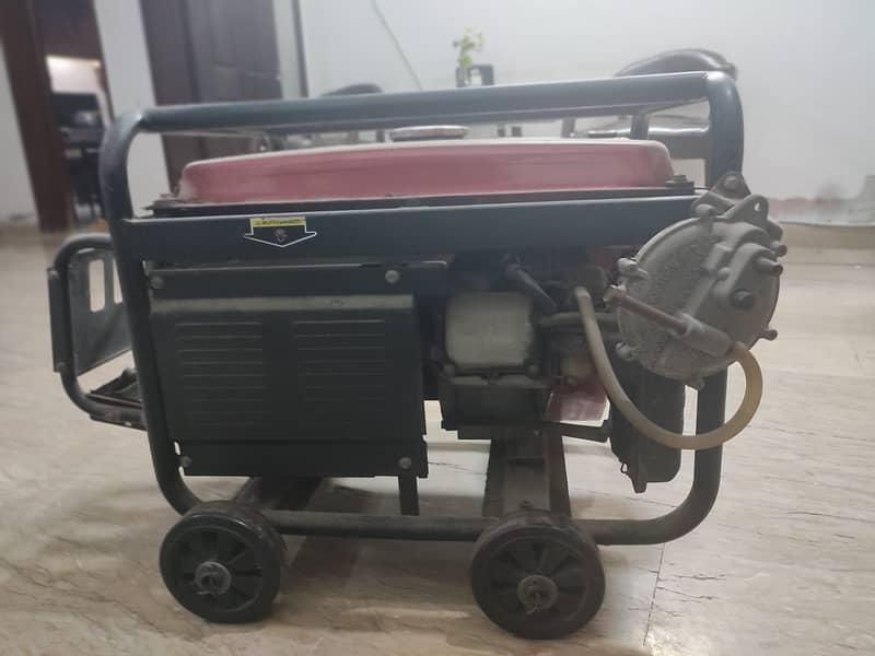 Loncin LC4900DDC - Petrol & Gas Generator 4