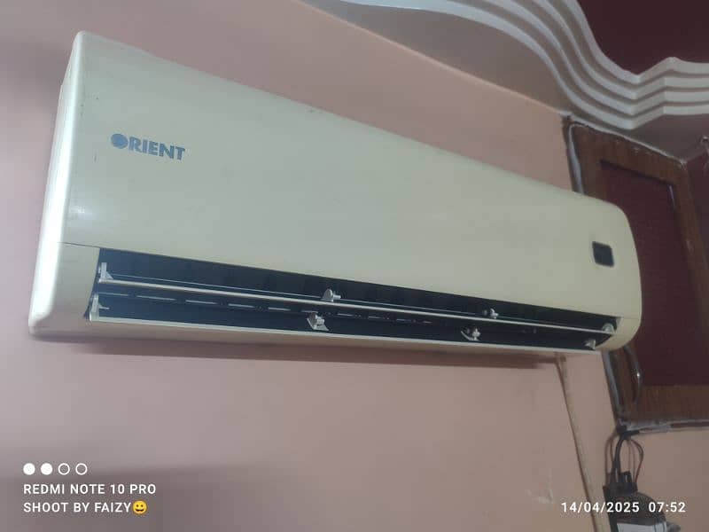 orient ac used 10 on. 9 condition. interested then contact 03128237132 6