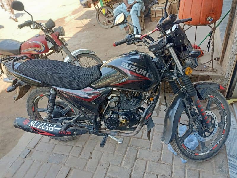 Suzuki GR 150 0