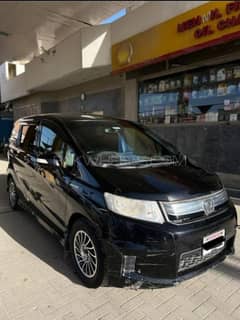 03212852033 Honda freed + Spike 2013 model 2018 register 7 seater car