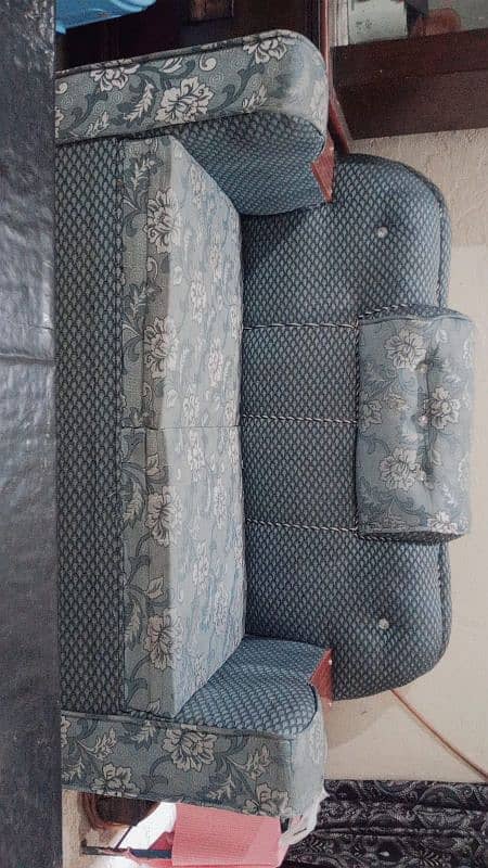 sofa set 6 seater good condition urgent sale 2