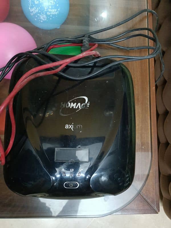 UPS Homeage 24V Axiom 2002 double battery 3