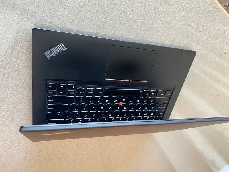 lenovo Thinkpad Core i5, 8th generation. 6