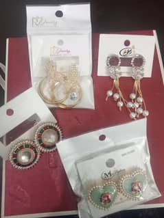 beautiful earrings looks like wowww