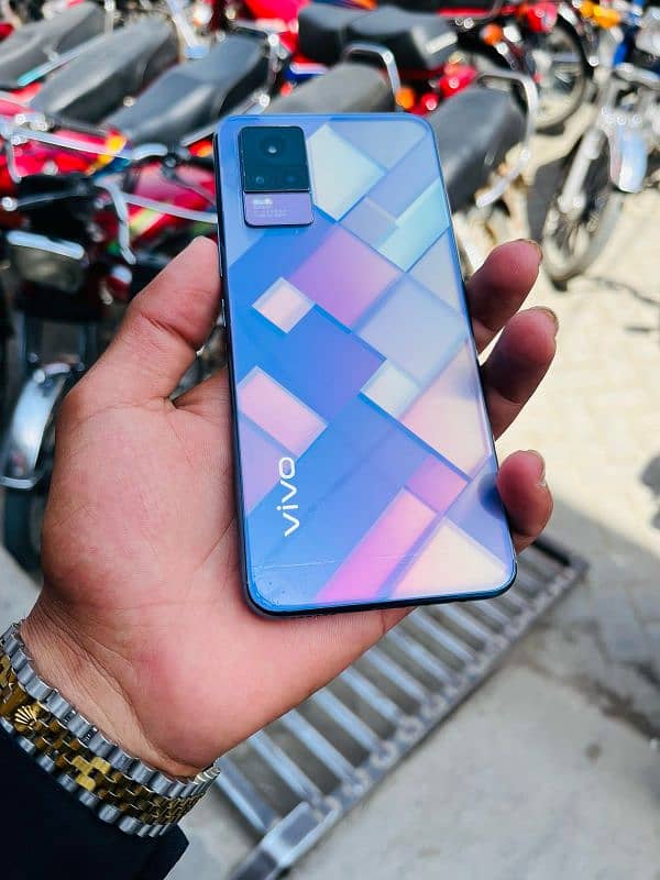 Vivo V21e 8/128 Full Box Exchange Possible Good Mobile 0