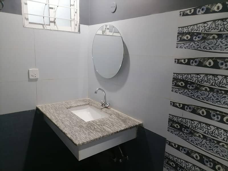 Ready To Buy A Prime Location House In Central Park - Block B Lahore 2
