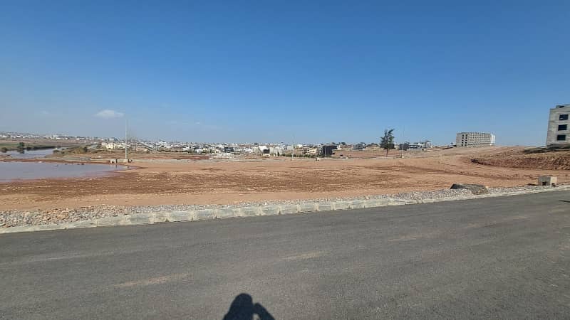 5 Marla Possession Able Plot Back To Main Expressway | Prime Location In N Block, Bahria Town Phase 8 5