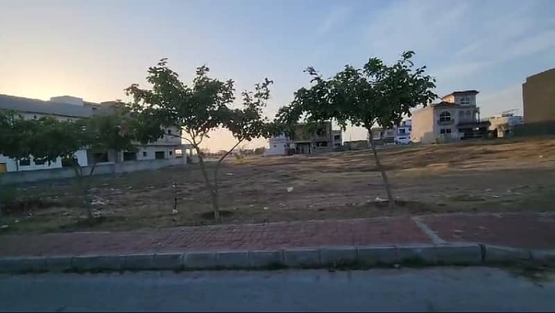 Prime 10 Marla Residential Plot For Sale F-2 Block, Bahria Town Phase 8 | Heighted Location | Ready For Construction 2