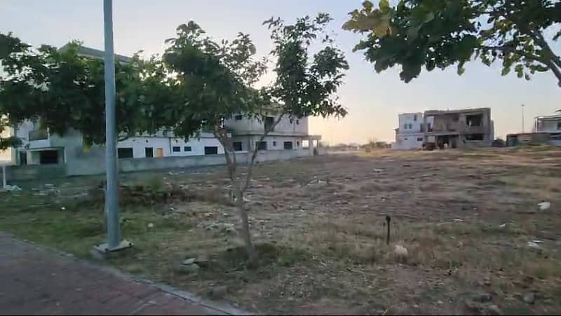 Prime 10 Marla Residential Plot For Sale F-2 Block, Bahria Town Phase 8 | Heighted Location | Ready For Construction 4