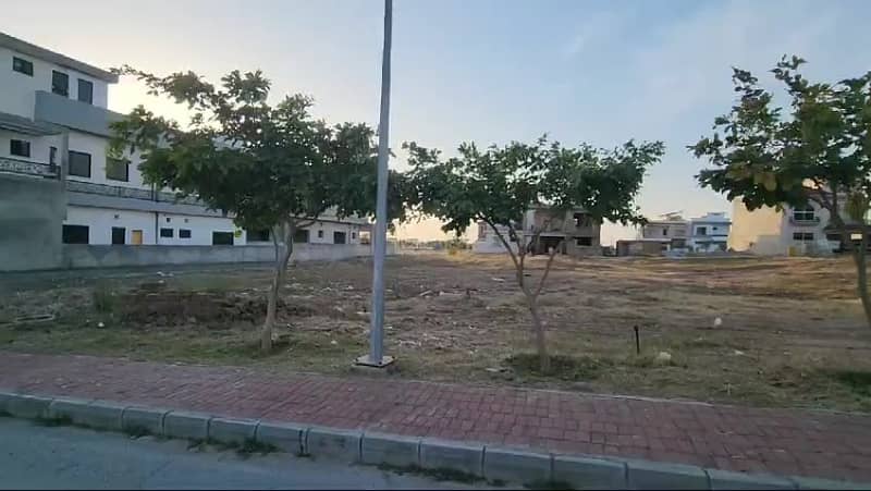 Prime 10 Marla Residential Plot For Sale F-2 Block, Bahria Town Phase 8 | Heighted Location | Ready For Construction 7