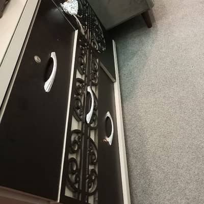 full bed set for urgent sale