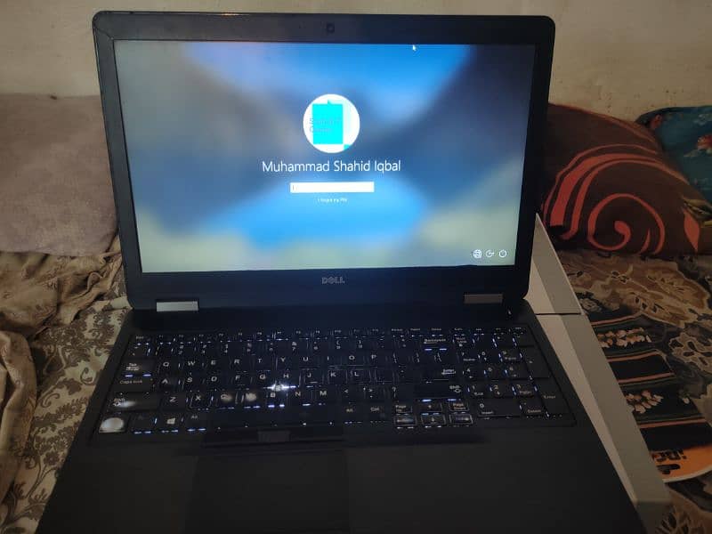 Laptop Core i7 with 2 GB Dedicated Graphics Card 0