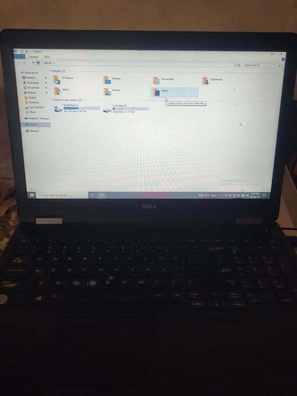 Laptop Core i7 with 2 GB Dedicated Graphics Card 1
