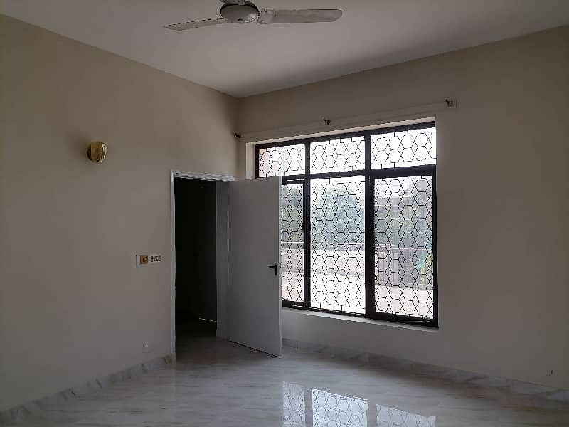 You Can Find A Gorgeous House For Rent In Askari 5 17