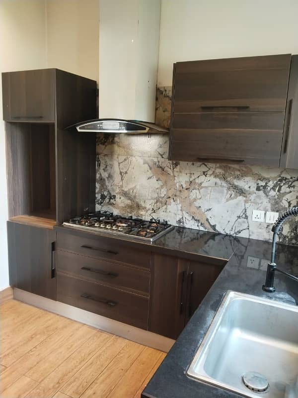 10 Marla Upper Portion Available For Rent In DHA Lahore Prime Location 4