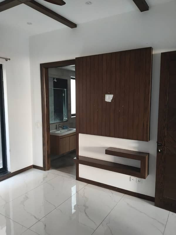 10 Marla Upper Portion Available For Rent In DHA Lahore Prime Location 8