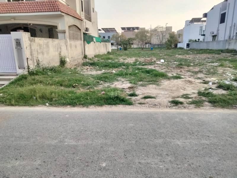 Centrally Located Residential Plot For sale In Park View - Block C Available 3