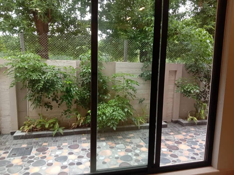 Centrally Located House In DHA Phase 8 - Ex Park View Is Available For sale 5