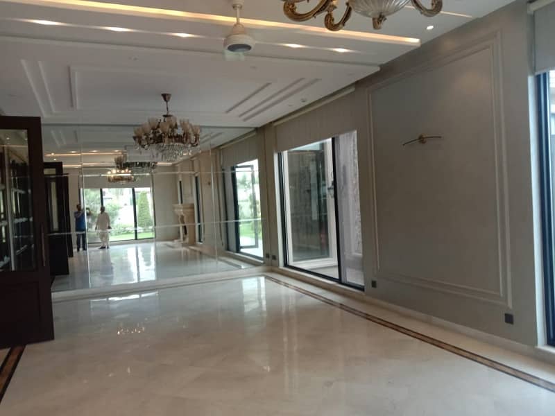 Centrally Located House In DHA Phase 8 - Ex Park View Is Available For sale 7