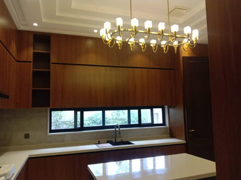 Centrally Located House In DHA Phase 8 - Ex Park View Is Available For sale 14