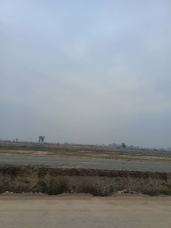 DHA Lahore Phase 8 W Block One Kanal Pair 40 Marla Plot For Sale 3