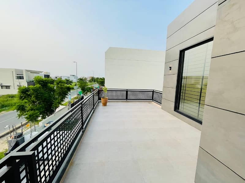 Owner Built Mazhar Muneer Design House In DHA Lahore Phase 7 T Block Full Basement House For Sale 21