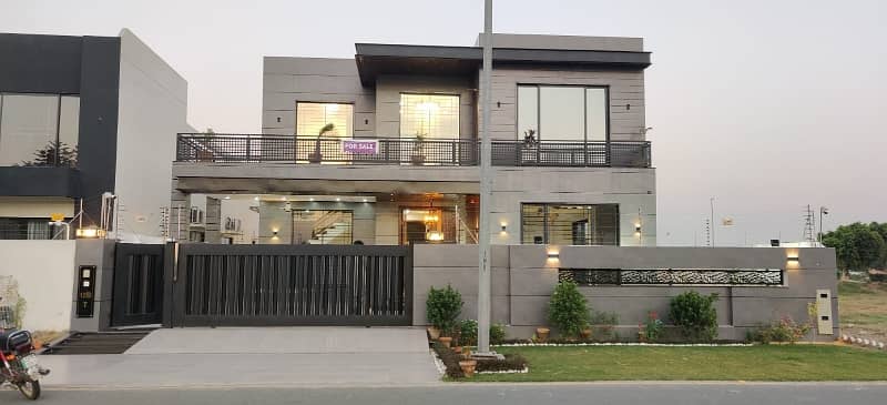 Owner Built Mazhar Muneer Design House In DHA Lahore Phase 7 T Block Full Basement House For Sale 0