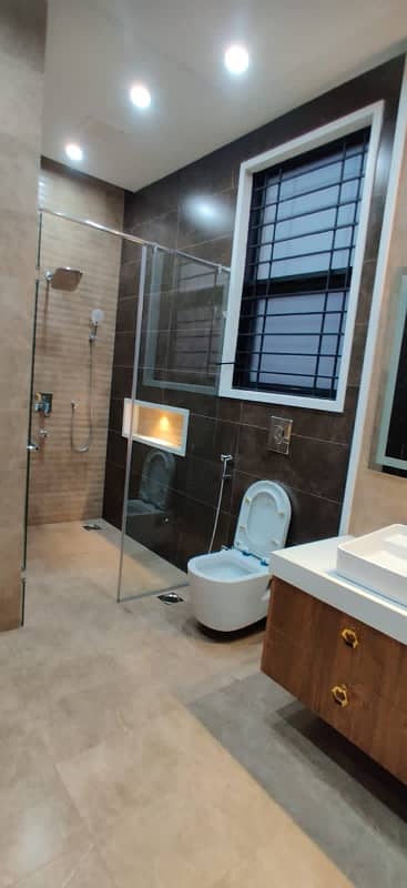 Owner Built Mazhar Muneer Design House In DHA Lahore Phase 7 T Block Full Basement House For Sale 29