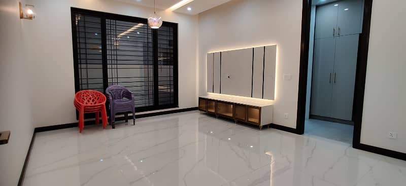 Owner Built Mazhar Muneer Design House In DHA Lahore Phase 7 T Block Full Basement House For Sale 41