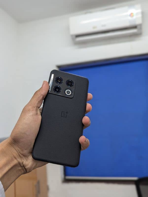 OnePlus 10 pro dual physical sim time available 5