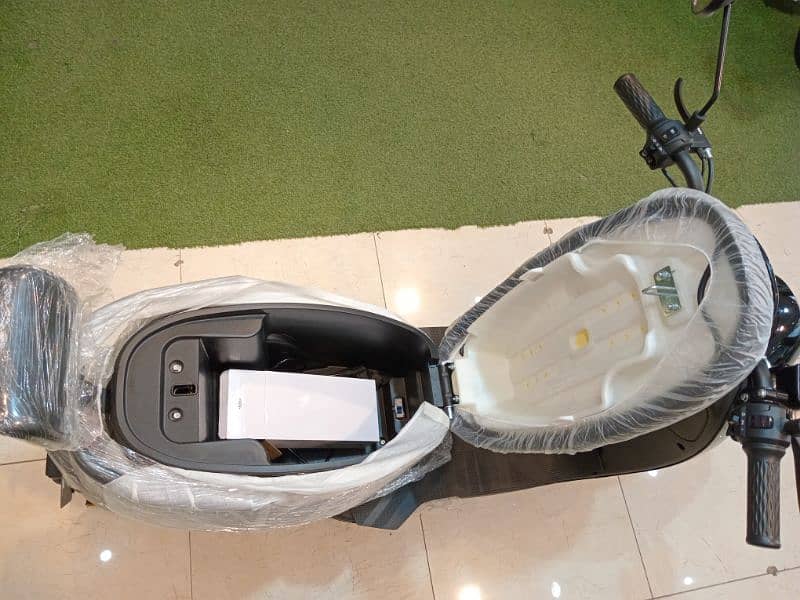 Ramza Yaari Electric Scooty/Bike 2025 Model New on Easy Installment 14