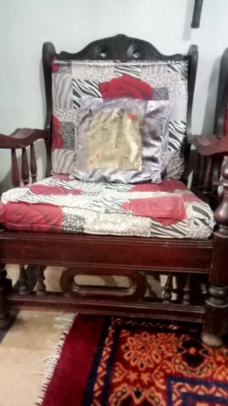 5 seater sofa set for sell. 03316465366. With cushions and cover 1