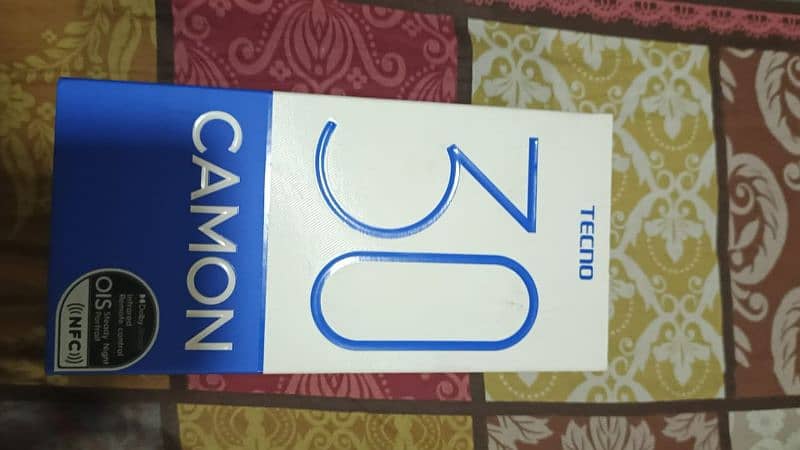 tecno cammon 30 12\256 good condition fast and good phone 3