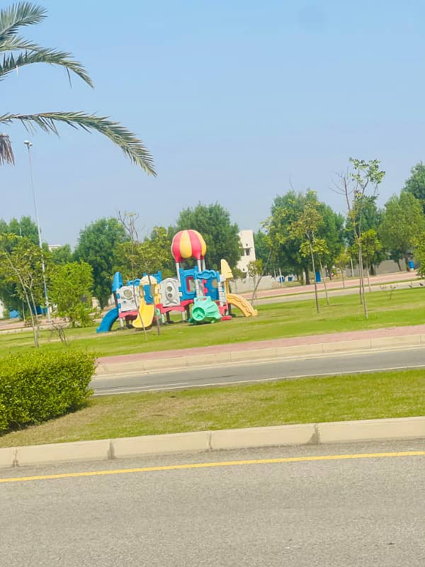 10 MARLA RESIDENTIAL PLOT FOR SALE POSSESSION UTILITY CHARGES PAID LDA APPROVED IN G-5 BLOCK PHASE 4 BAHRIA ORCHARD LAHORE 4