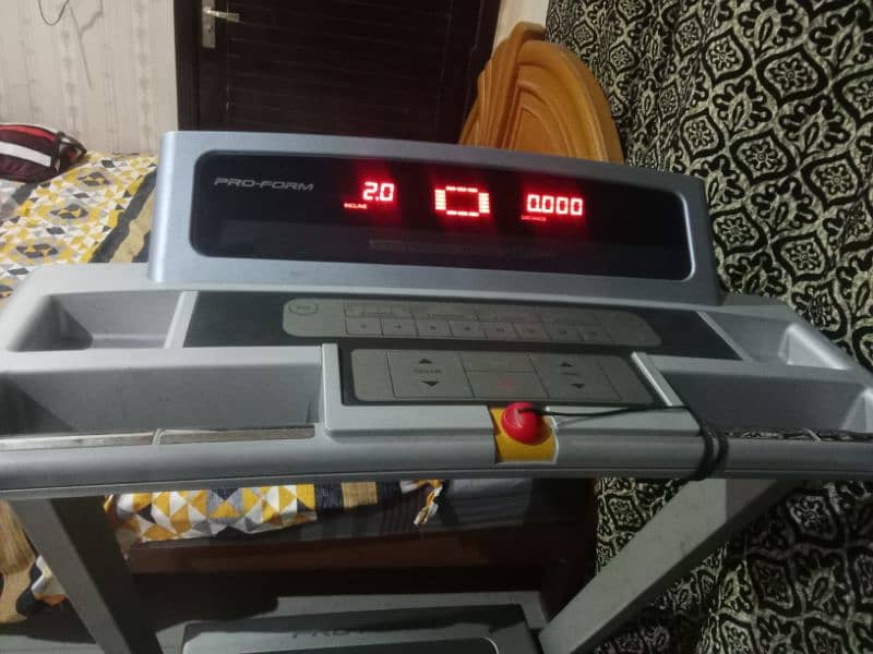 treadmill pro-form isa 2