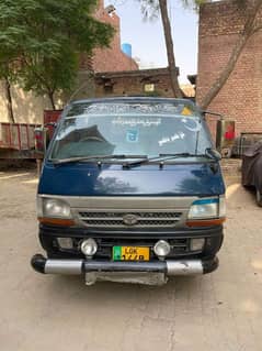 Toyota Hiace 03154583675