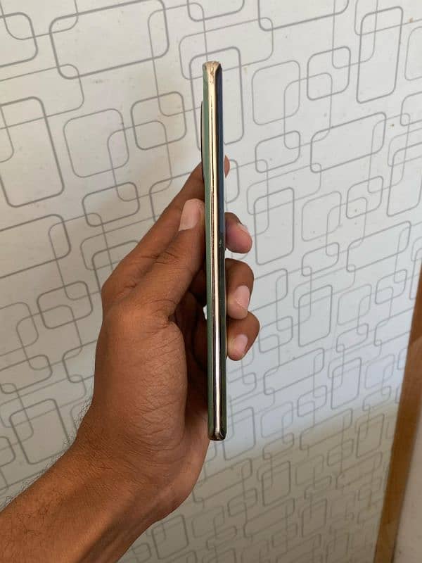 Tecno spark 20 pro plus 2