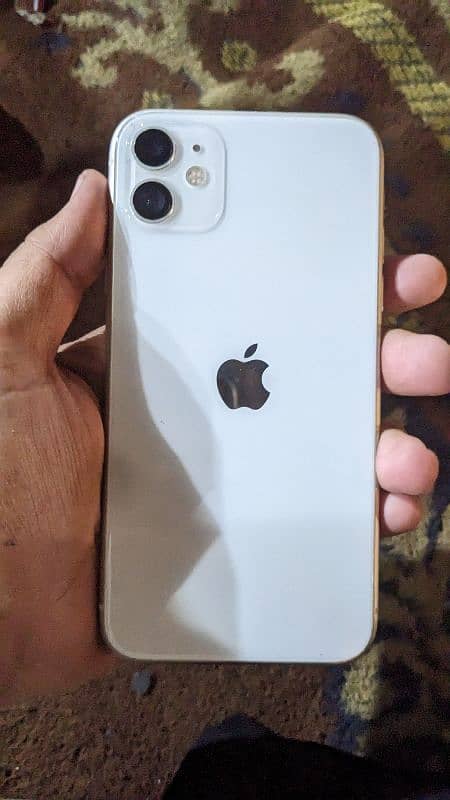 iphone 11 white color 64 GB Non PTA Exchange possible with good phones 0