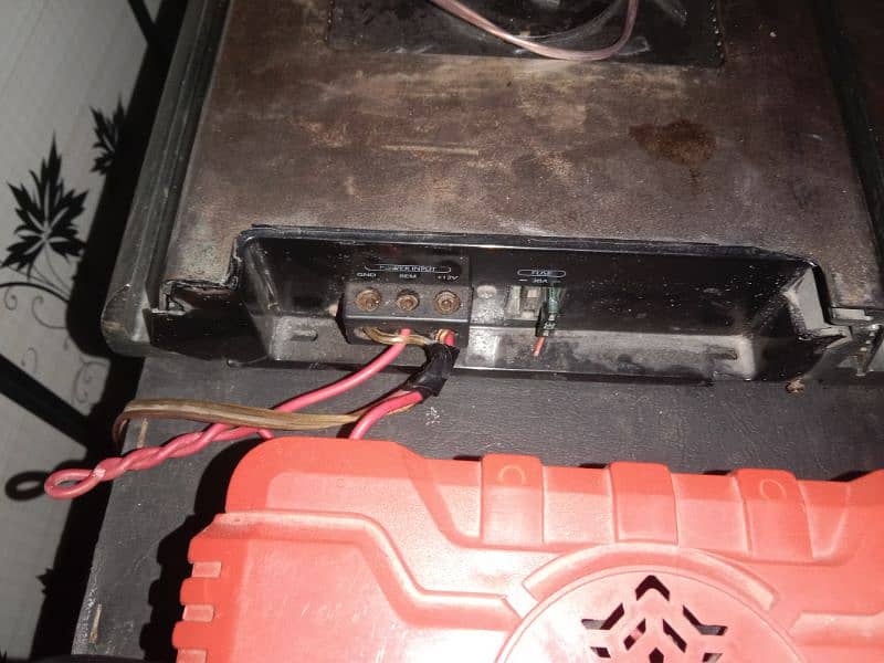 Imported 4 Chnl Amplifier original 1