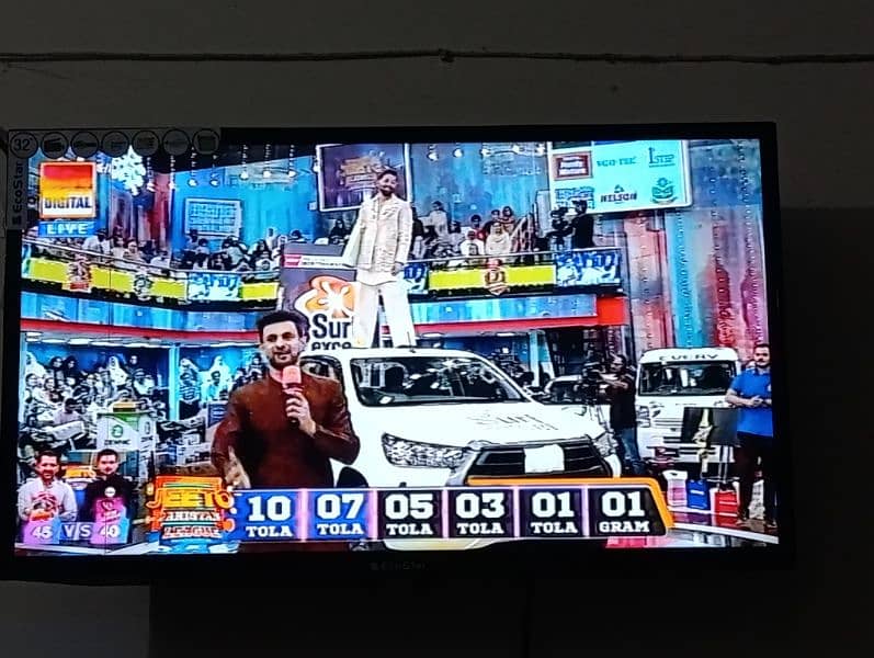 ECO STAR LED TV 32". 3