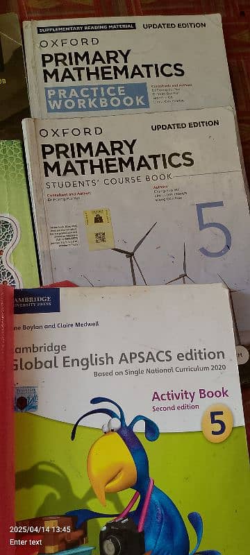 APS Class 5 course available in Good Condition 1