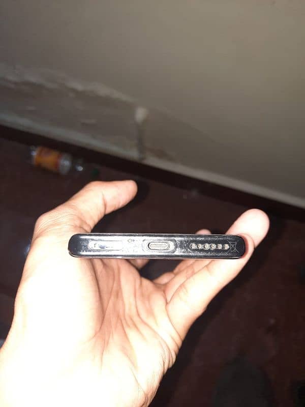 Motorola Edge Plus 2022 3