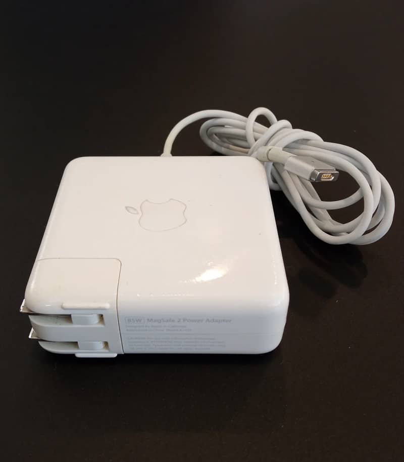 Apple Macbook Orginal Chargers - Magsafe 1 & 2 - The Office Byte 2