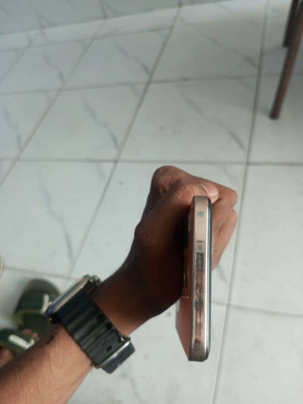 infinix not 30 8+8 256gb exchange possible 4