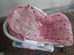 baby carrycot