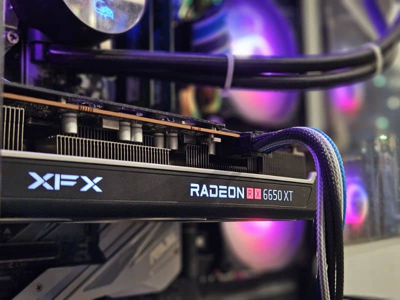Rx 6650xt xfx merc tri fan with box sealed 3