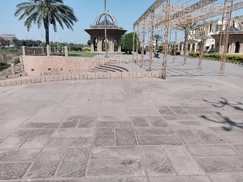 Facing Park 5 Marla Open File Block D Available For Sale 10